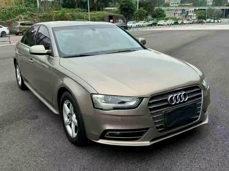 奥迪A4L 正面外观二