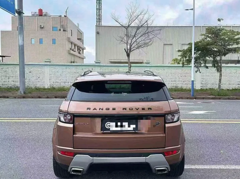 路虎极光 驾驶室