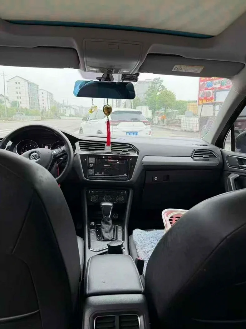大众途观 正面外观三