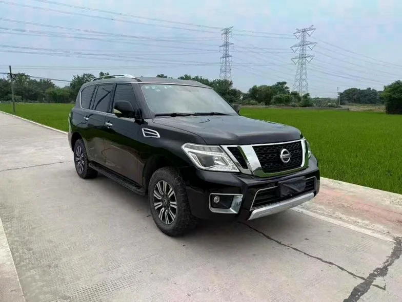 日产途乐 正面外观三