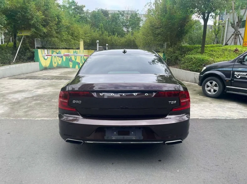 沃尔沃S90 后面外观二