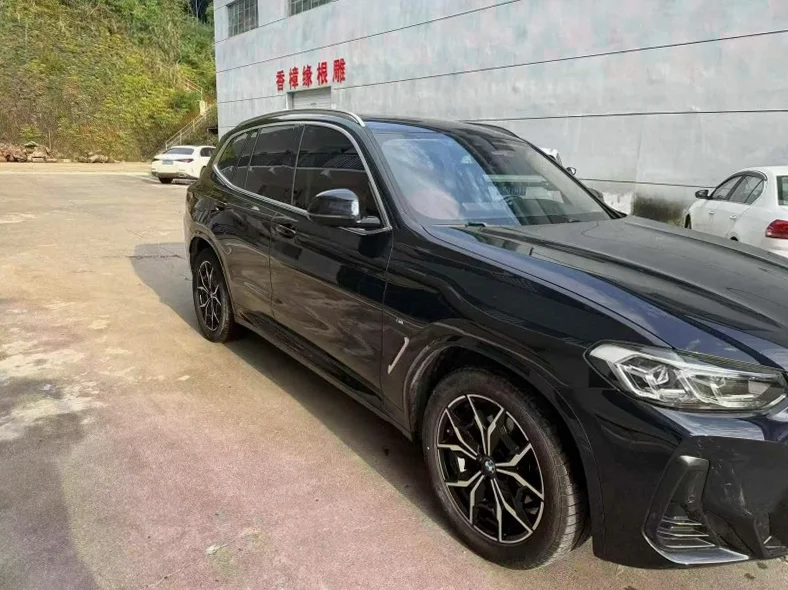 宝马X3 正面外观三