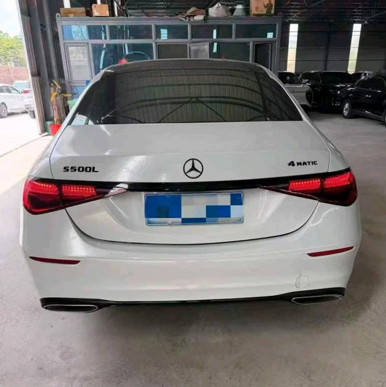 奔驰S 正面外观三