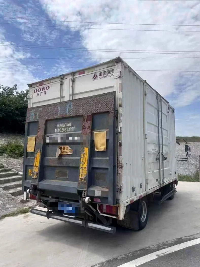 卡车系列重汽豪沃 内饰前排