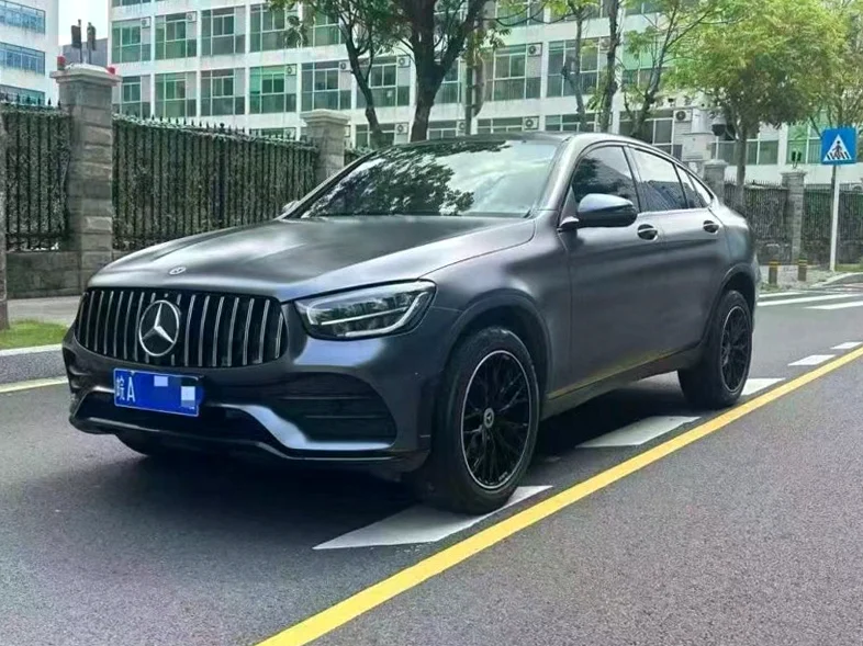 奔驰GLC 正面外观三