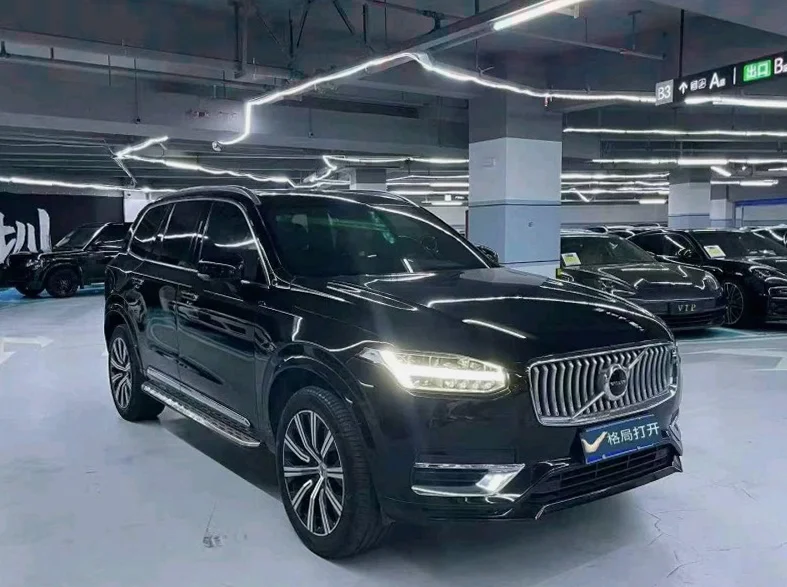 沃尔沃XC90 正面外观三