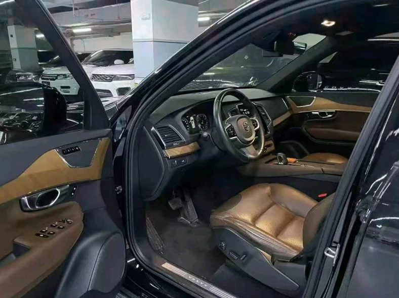 沃尔沃XC90 后面外观一