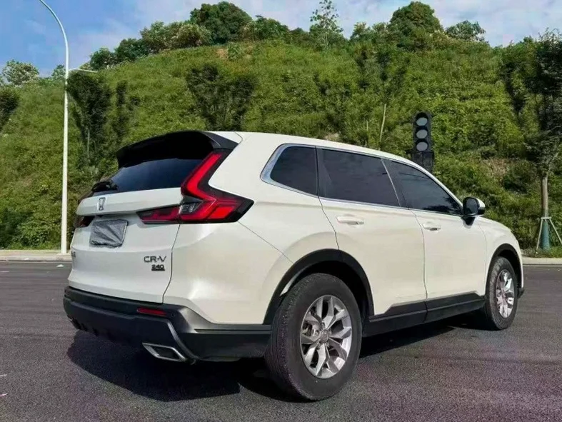 本田CRV 驾驶室