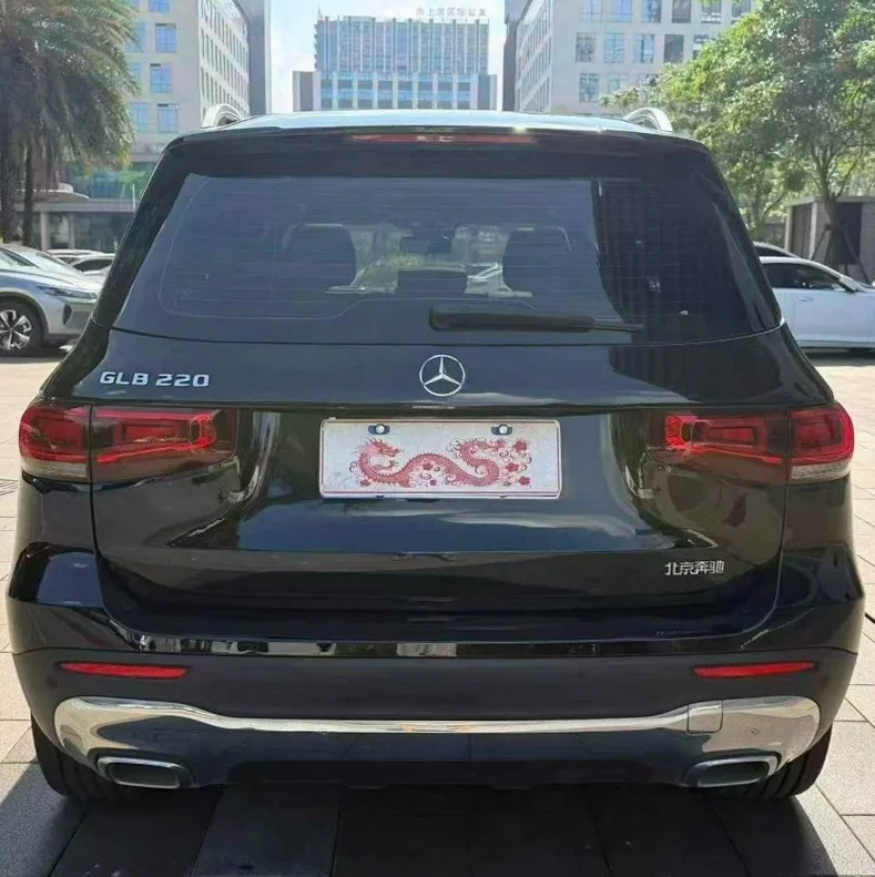 奔驰GLB 驾驶室