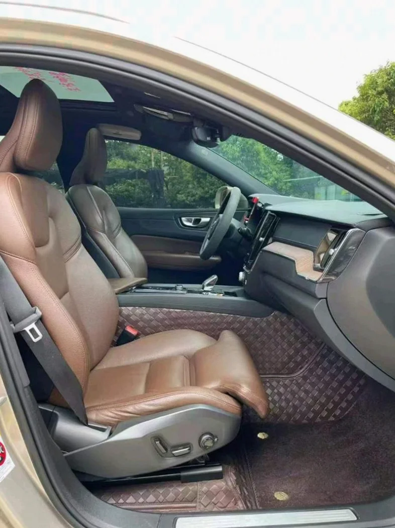 沃尔沃XC60 后面外观二