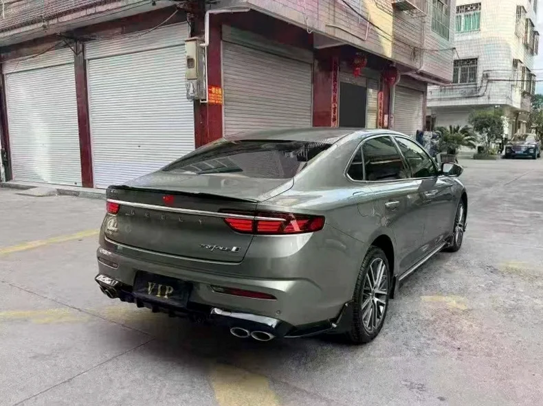 吉利星瑞 内饰后排