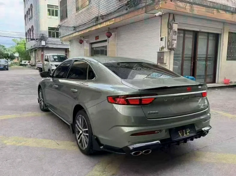 吉利星瑞 驾驶室