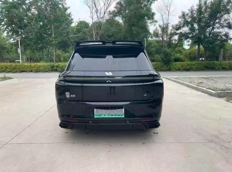 理想L8 驾驶室