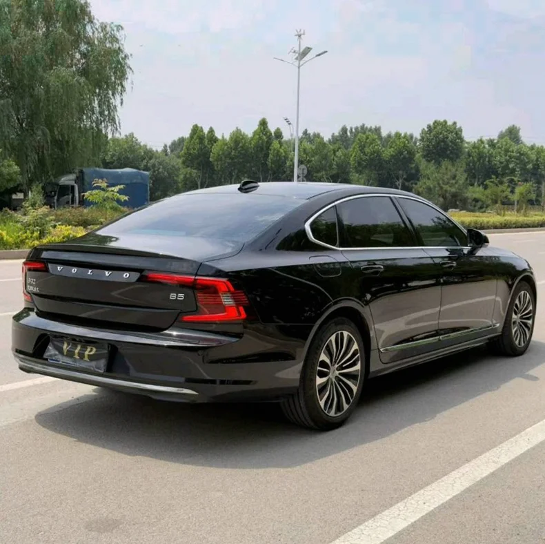沃尔沃S90 后面外观二