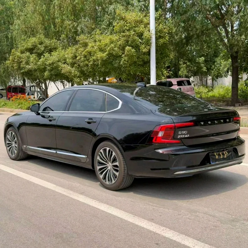沃尔沃S90 后面外观一