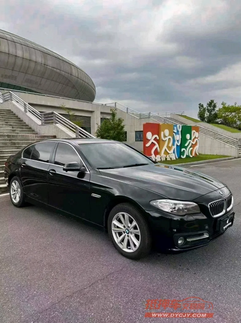 宝马5系 正面外观二