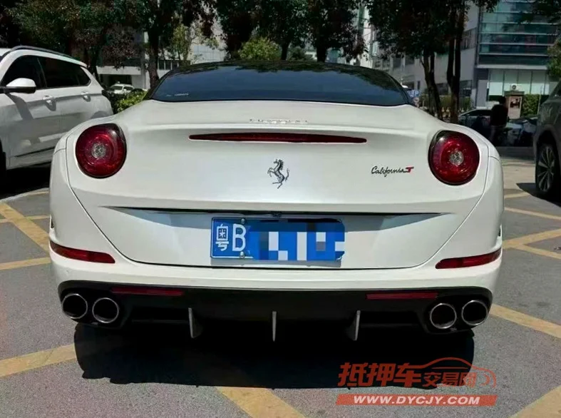 法拉利California 内饰后排