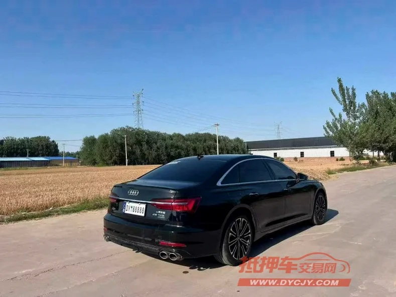 奥迪A6L 内饰前排