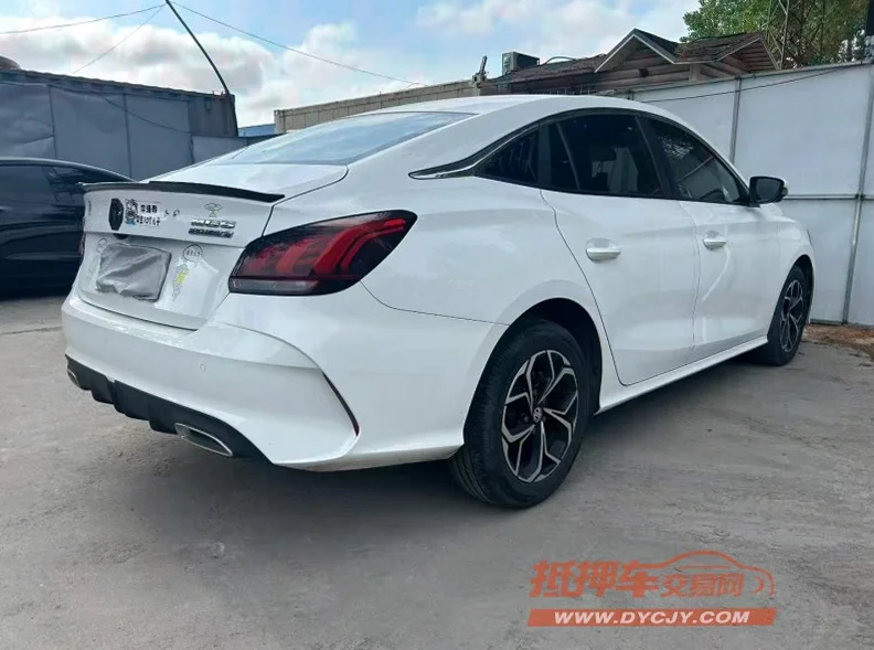 名爵5 后面外观三