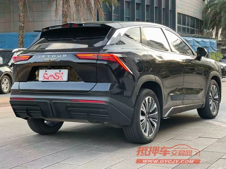 奇瑞捷途 后面外观三