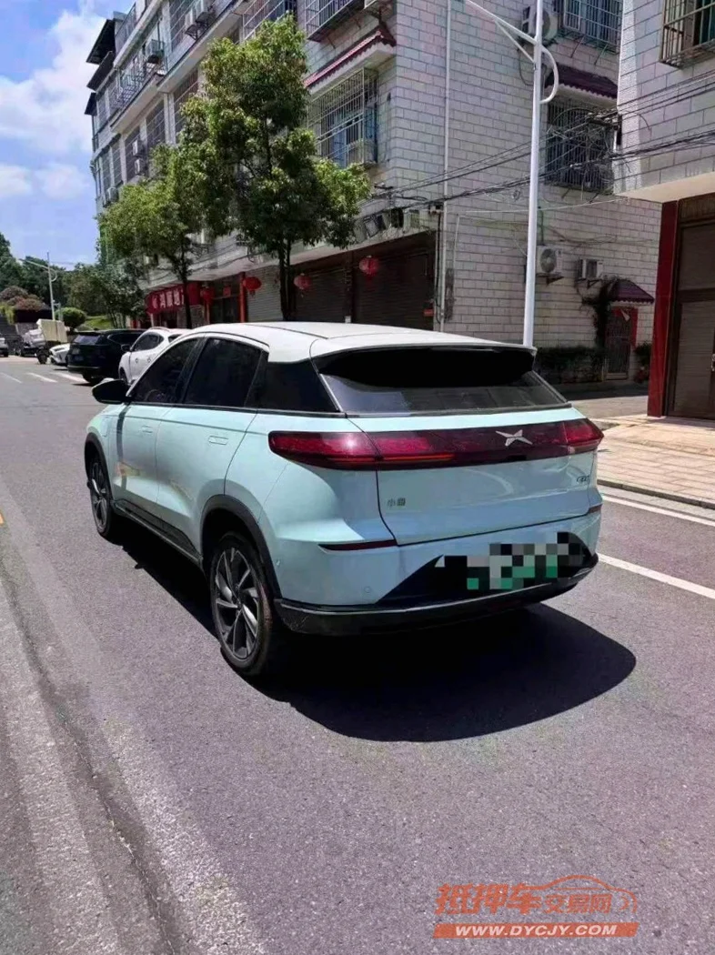 小鹏汽车G3 后面外观二