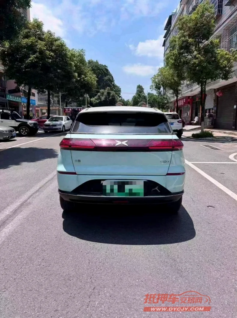 小鹏汽车G3 后面外观三