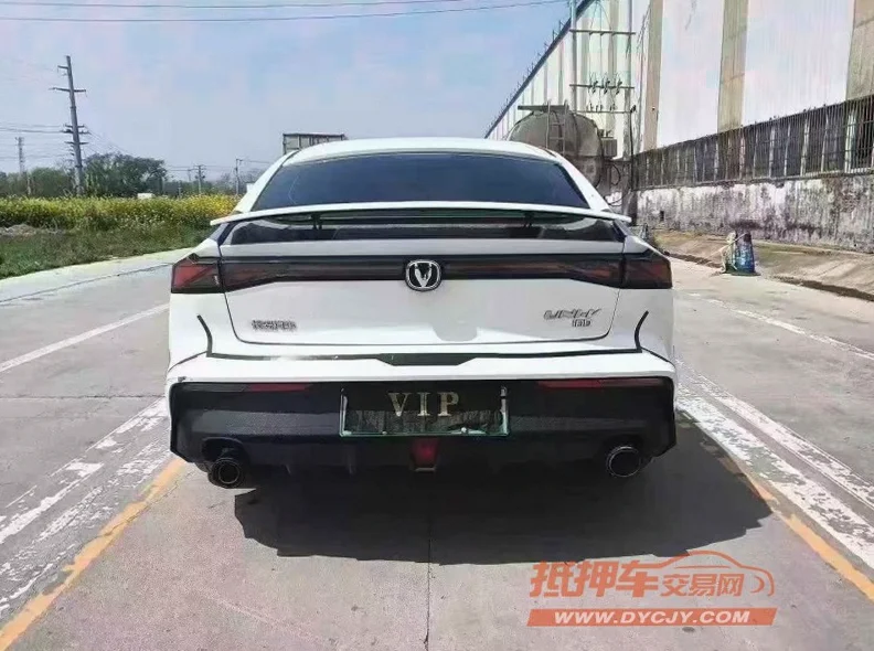长安汽车UNI 驾驶室