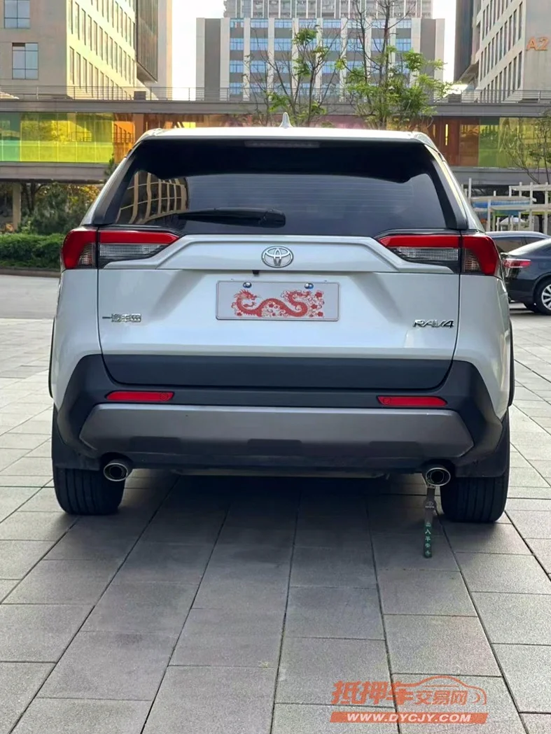 丰田RAV4荣放 驾驶室