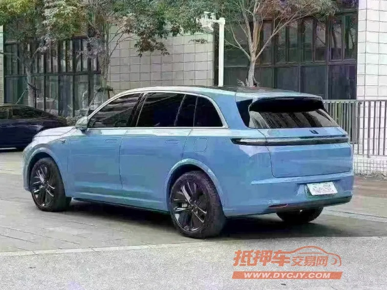 理想L7 驾驶室