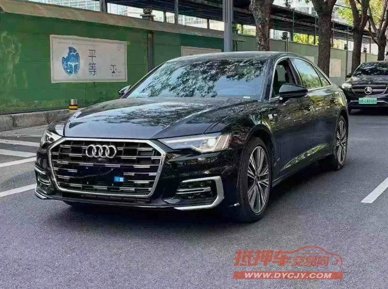 奥迪A6L 正面外观三