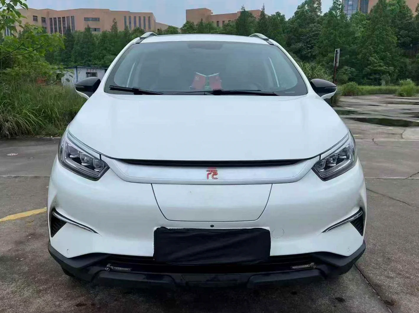 比亚迪元 正面外观二