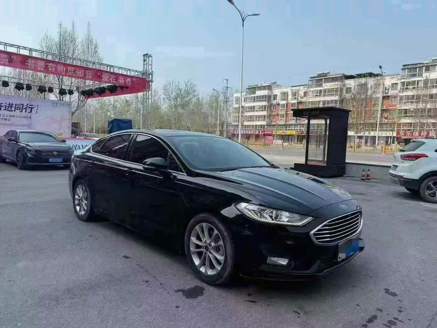 福特蒙迪欧 正面外观二