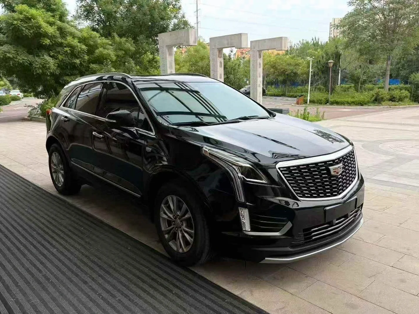 凯迪拉克XT5 正面外观三