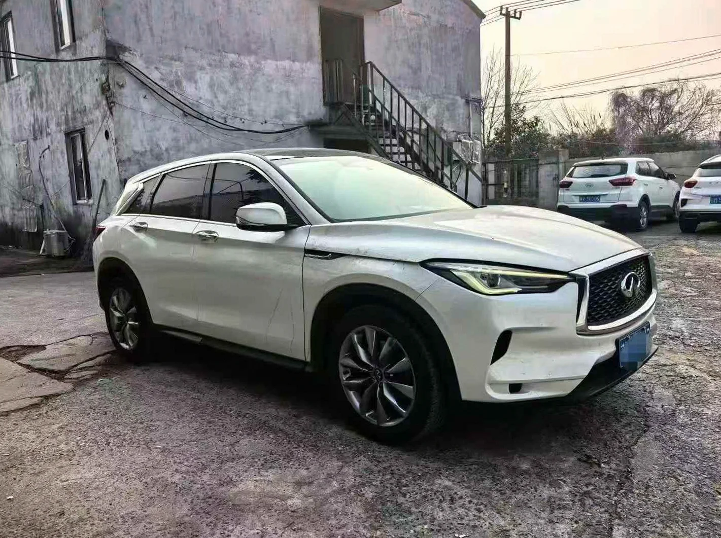 英菲尼迪QX50 正面外观三