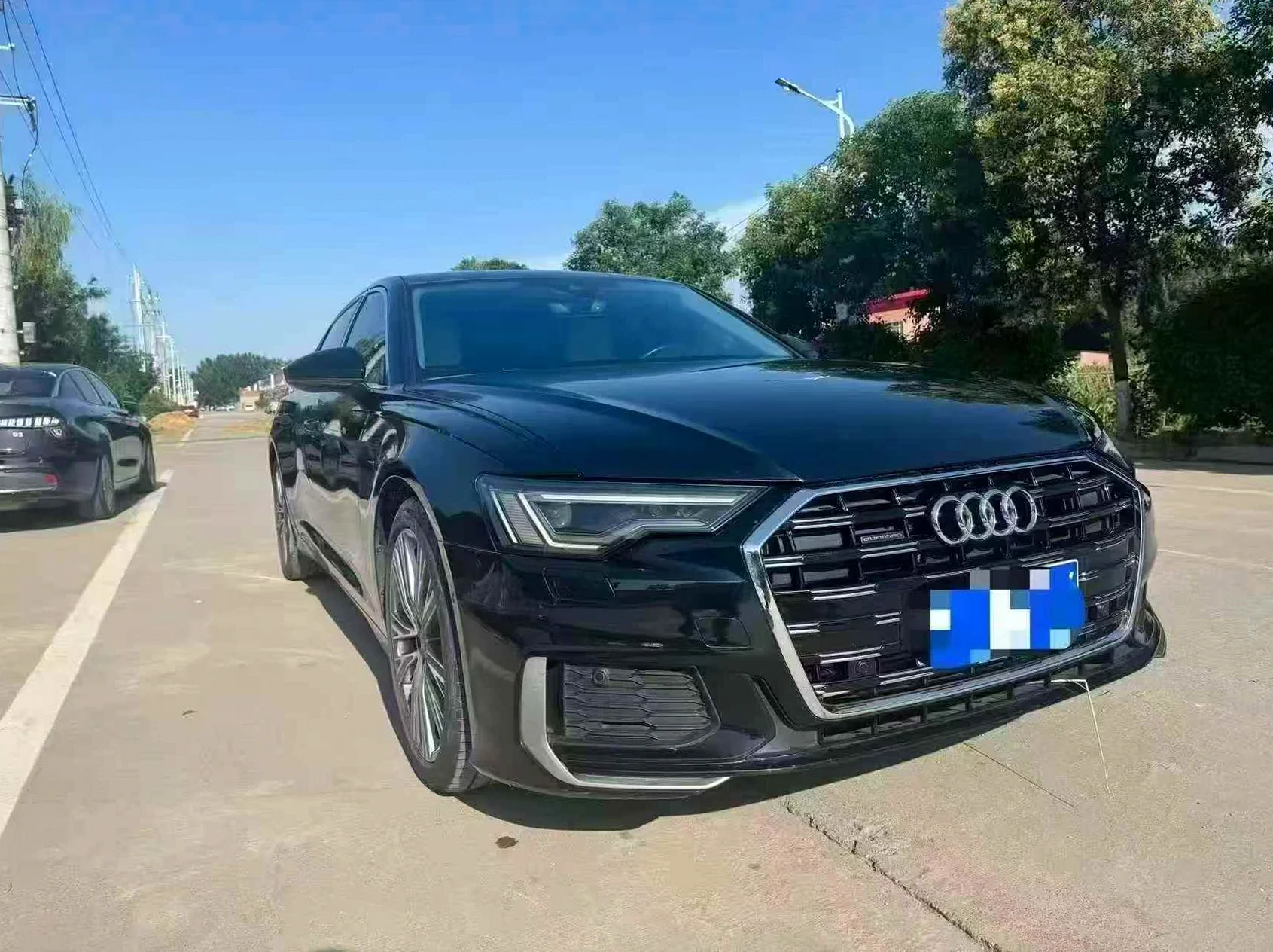 奥迪A6L 正面外观三