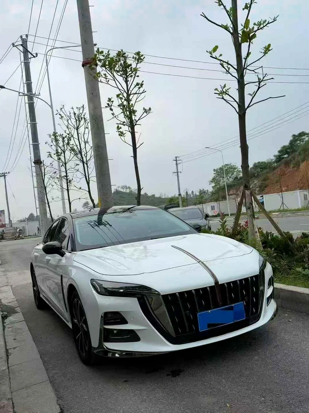 红旗H6 正面外观二
