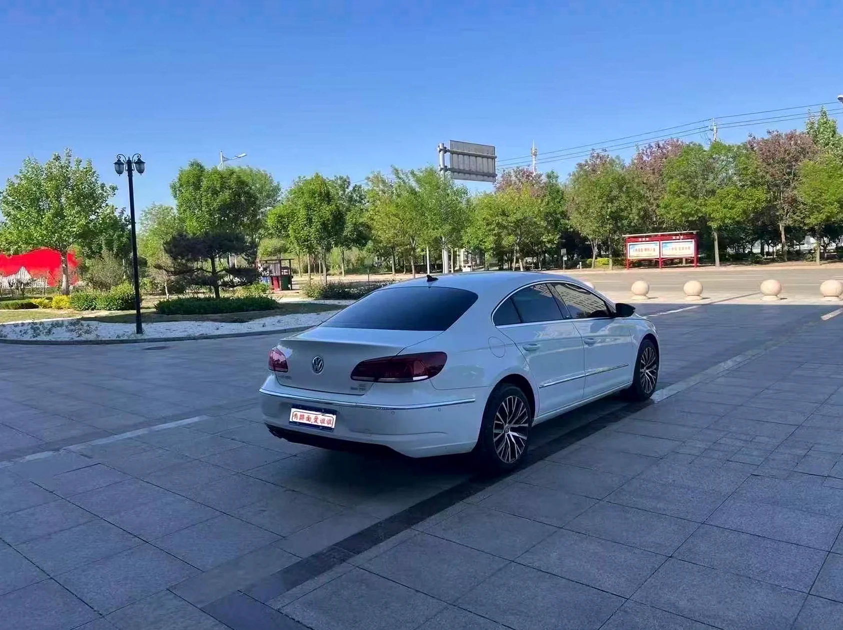 大众CC 后面外观三