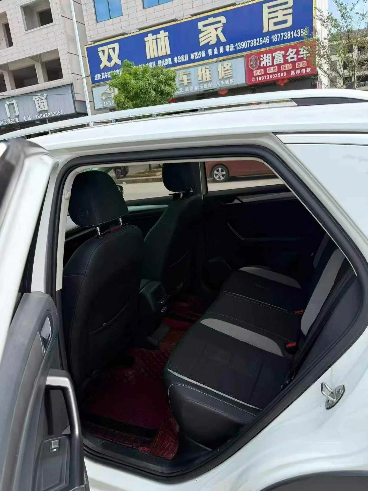 大众探歌 后面外观三