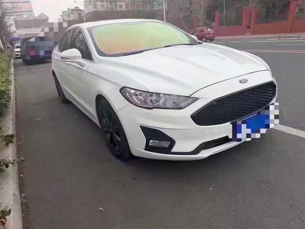 福特蒙迪欧 正面外观二