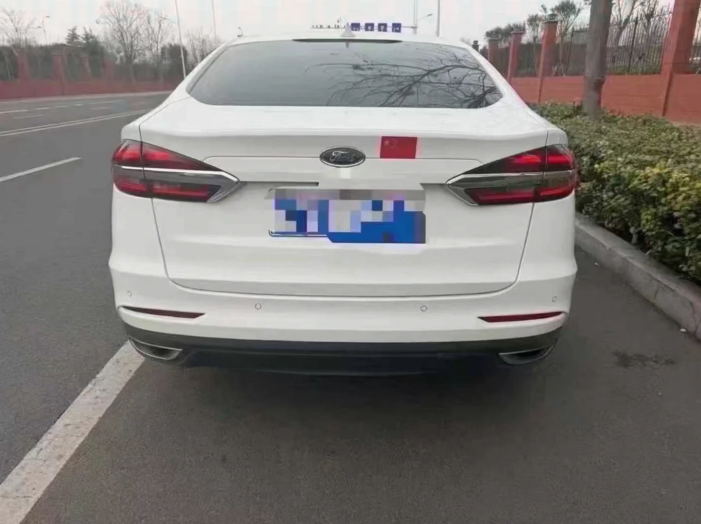福特蒙迪欧 后面外观二