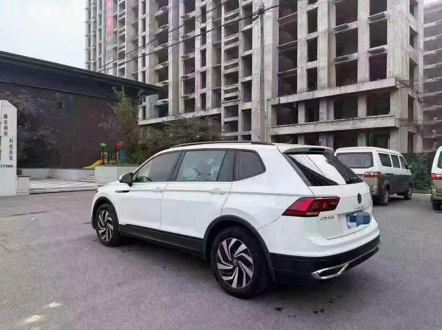 大众途观 后面外观三