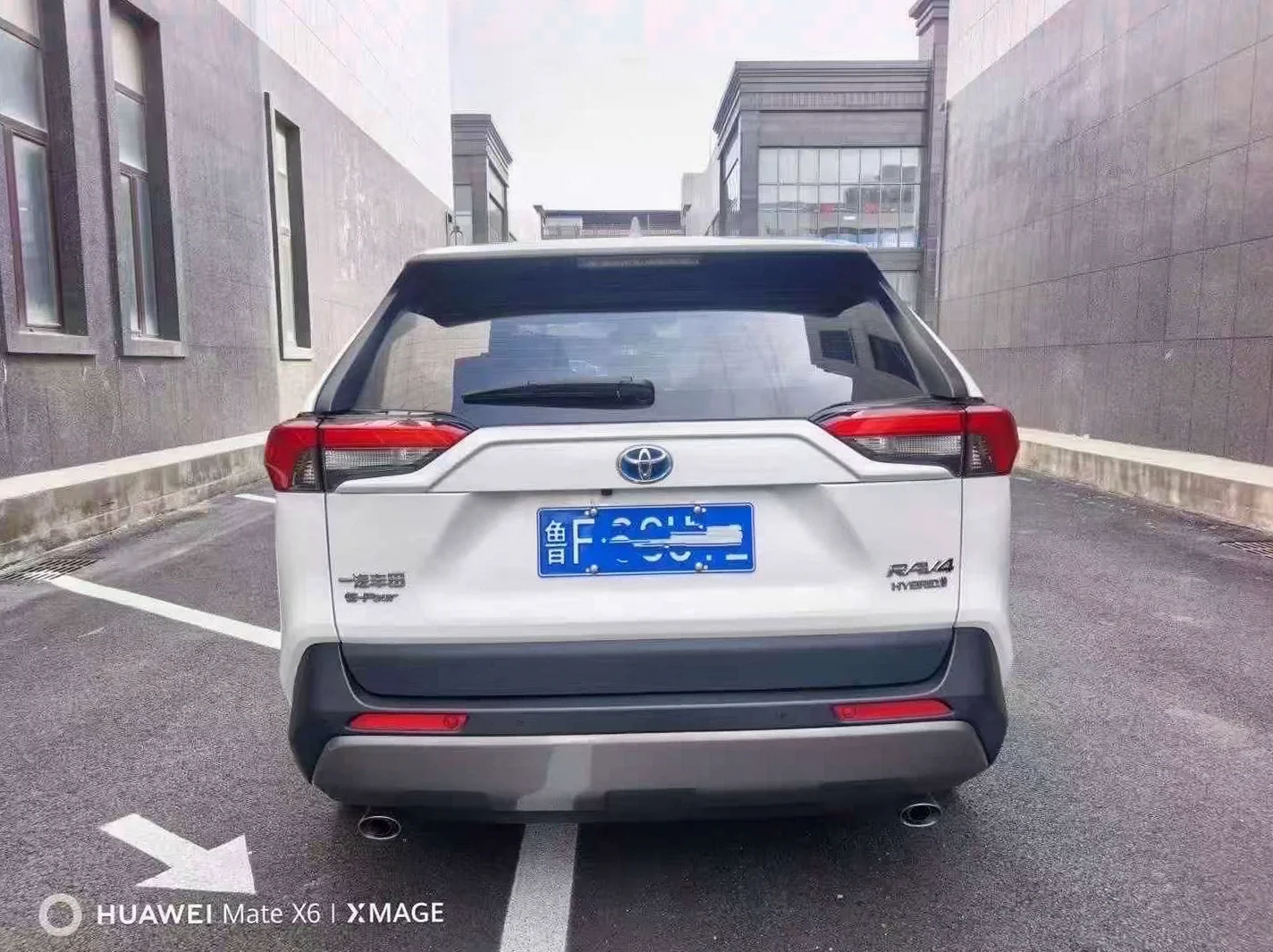 丰田RAV4 驾驶室