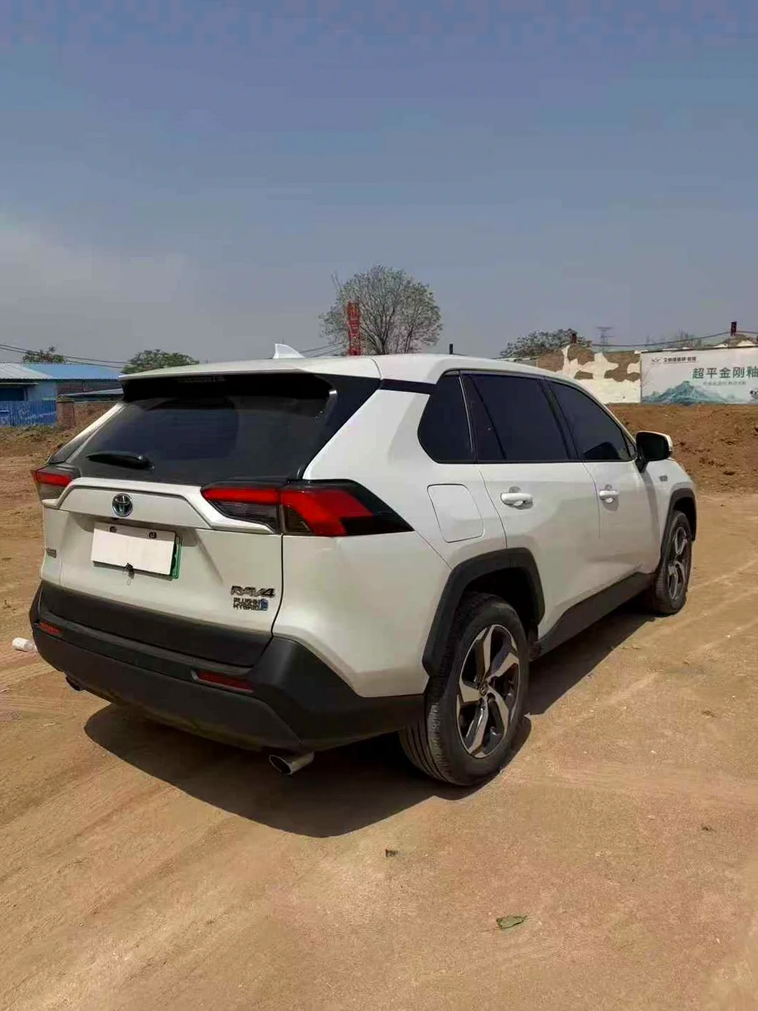 丰田RAV4 驾驶室