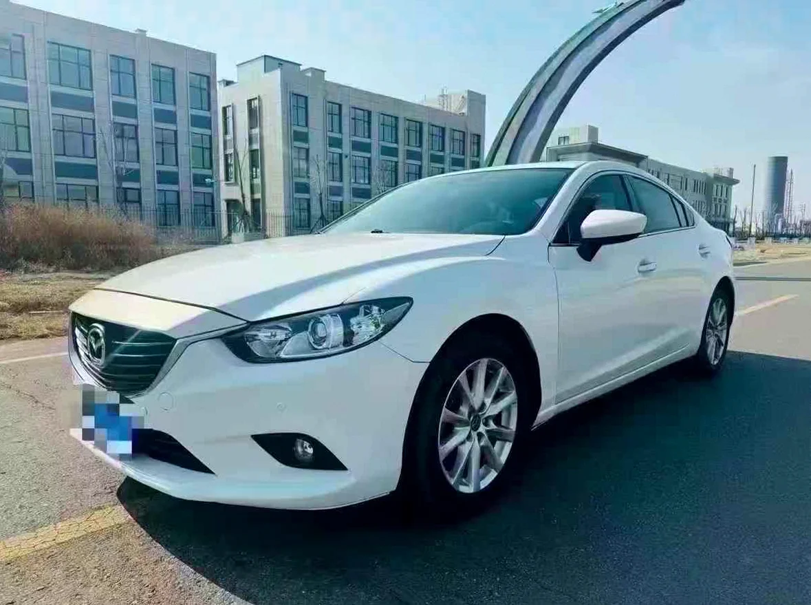 马自达阿特兹 正面外观二