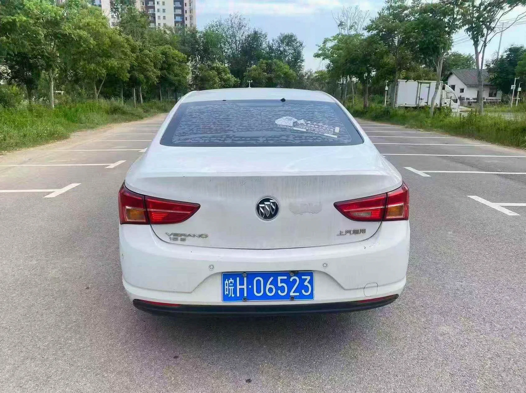 别克威朗 内饰后排