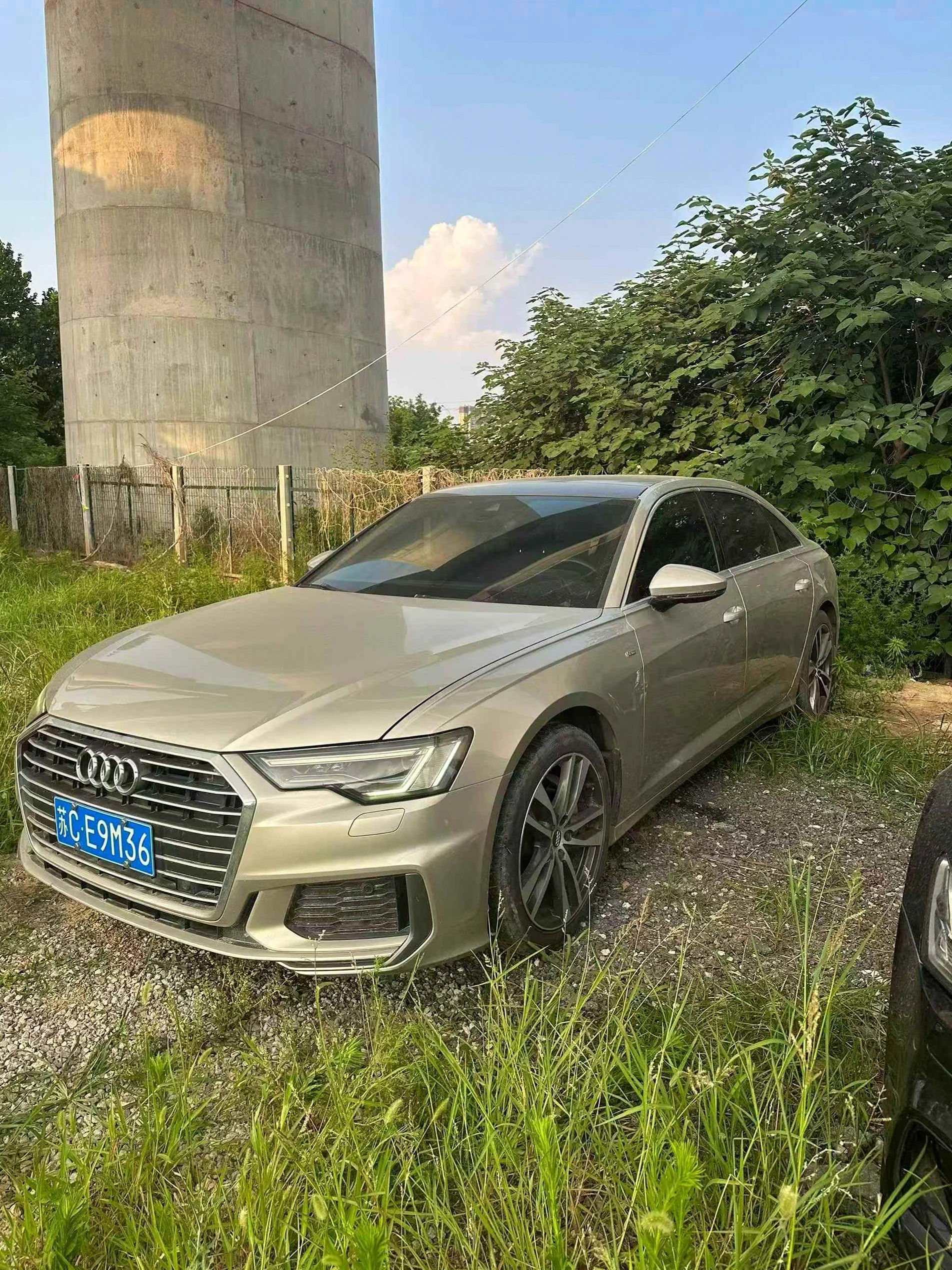 奥迪A6L 正面外观二