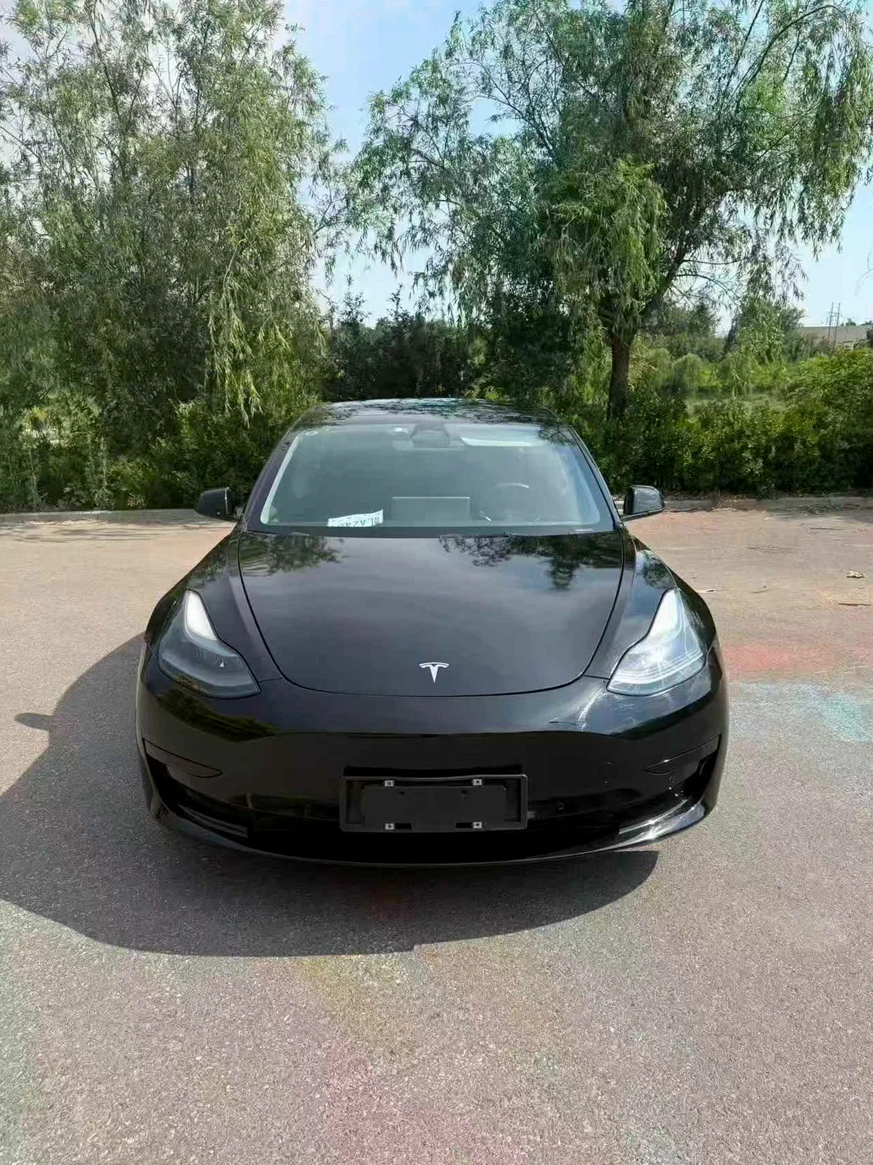 特斯拉MODEL 正面外观二