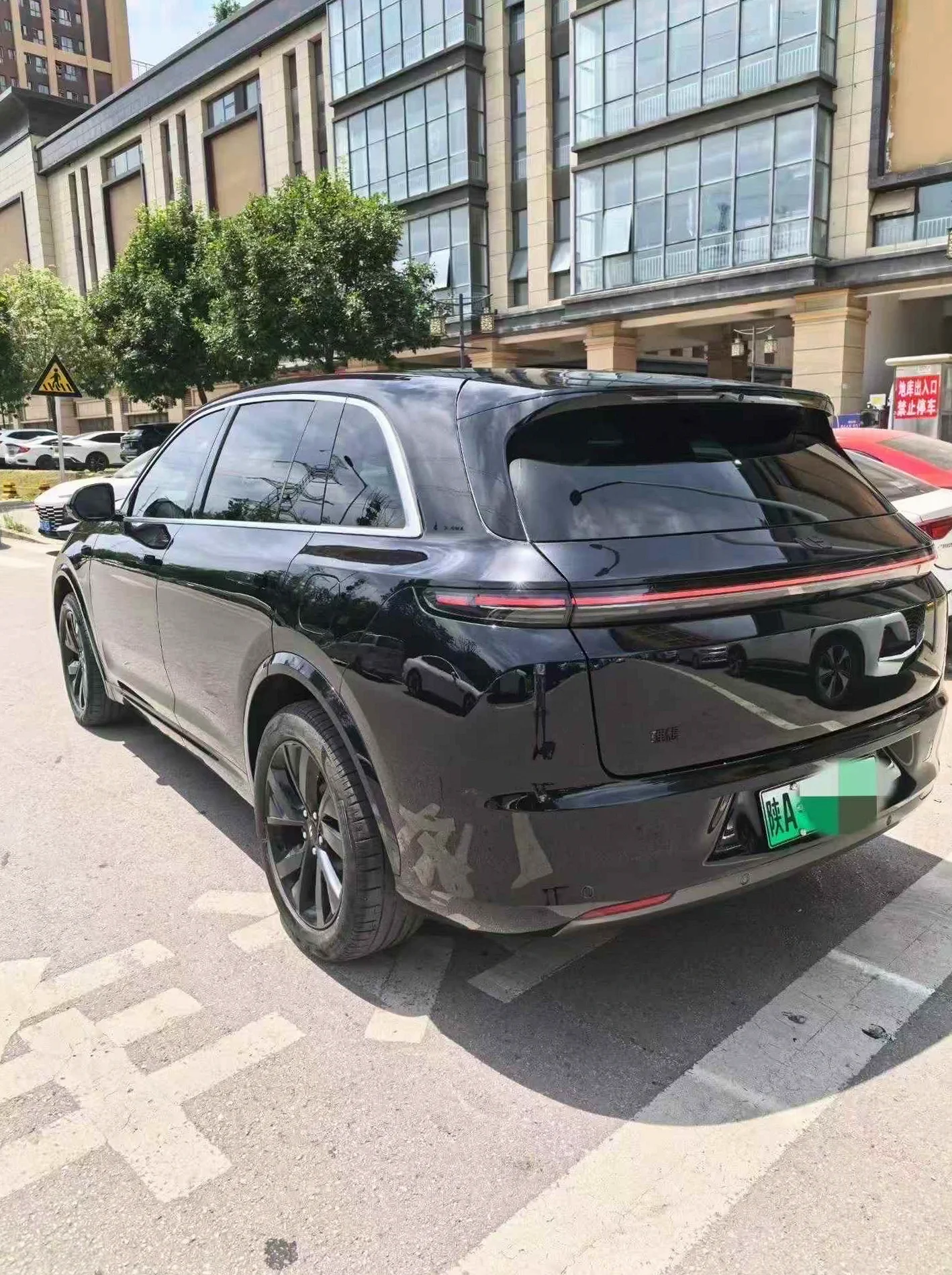 理想L7 内饰前排