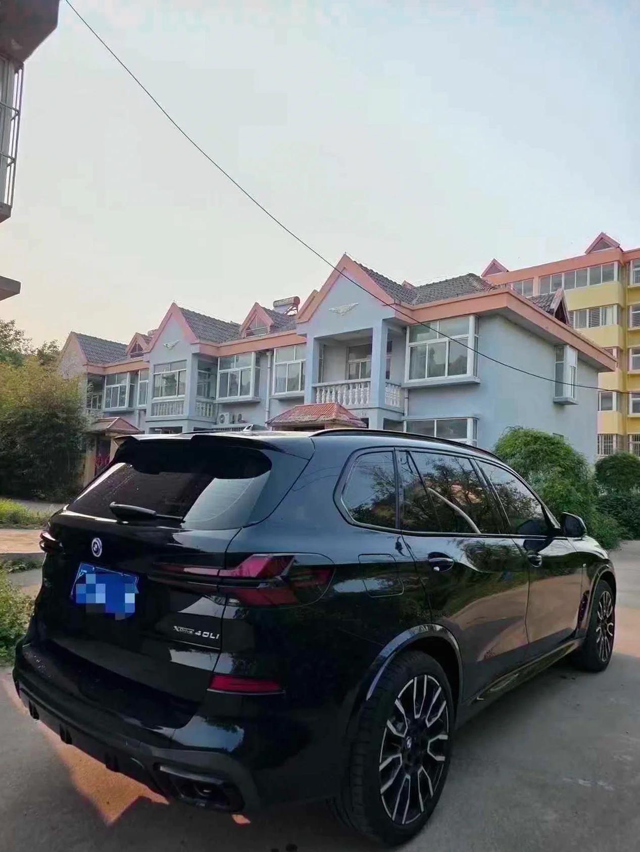 宝马X5 后面外观二