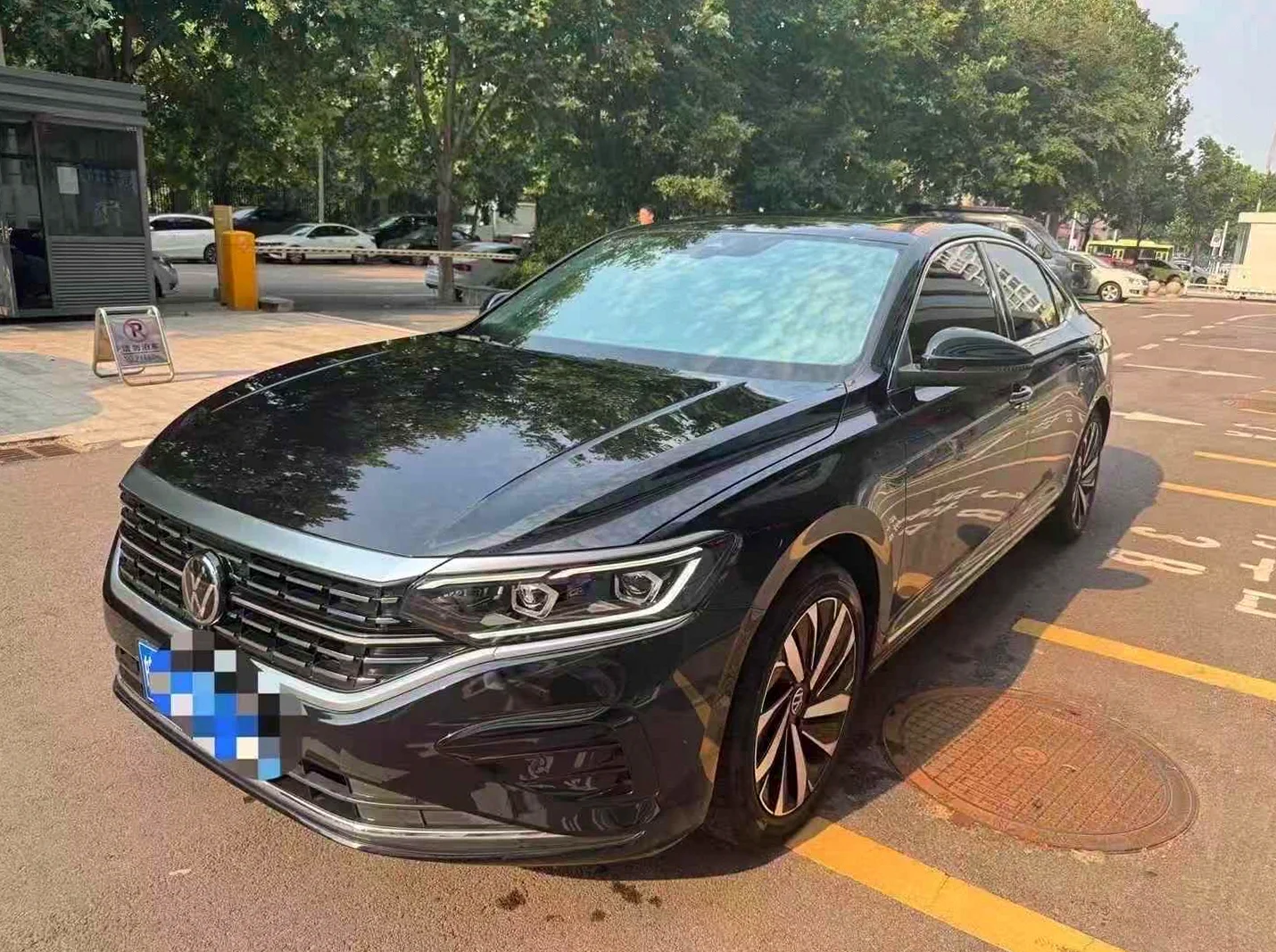大众帕萨特 正面外观三
